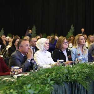 Bakanımız Mahinur Özdemir Göktaş İklim, Çevre, Kadın 2030 Yöneten Kadın Liderler Forumu"nda konuştu: - fotoğraf 7