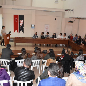 Özel Kreş ve Gündüz Bakımevlerinin Katılımıyla “Bilişim Teknolojileri ve İnternetin Bilinçli Kullanımı”             Konulu Seminer Verildi - fotoğraf 2