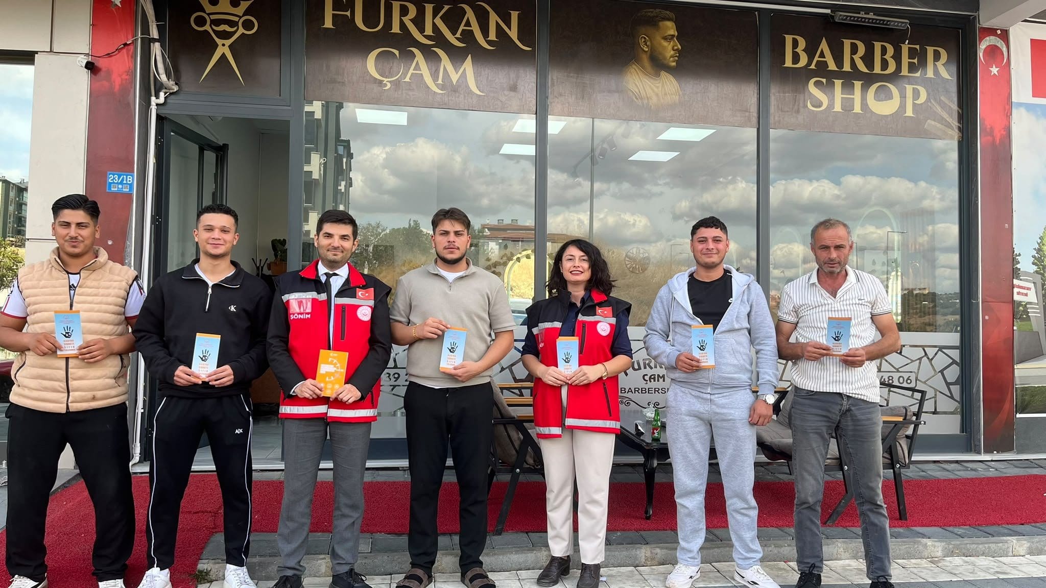 Esnaflara Yönelik Şiddetle Mücadele Bilgilendirmeleri Sürüyor