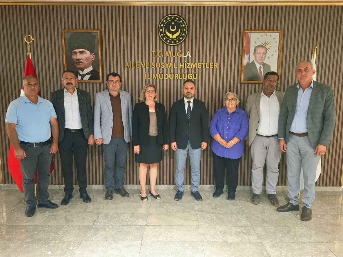 Muğla Valiliği SYDV üyeleri Mütevelli Heyeti, İl Müdürümüz Mahmut SELÇUK’u makamında ziyaret etti. 