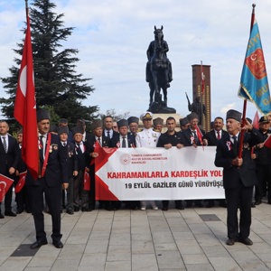 Kahramanlarla Kardeşlik Yolunda 19 Eylül Gaziler Günü Yürüyüşü  - fotoğraf 3