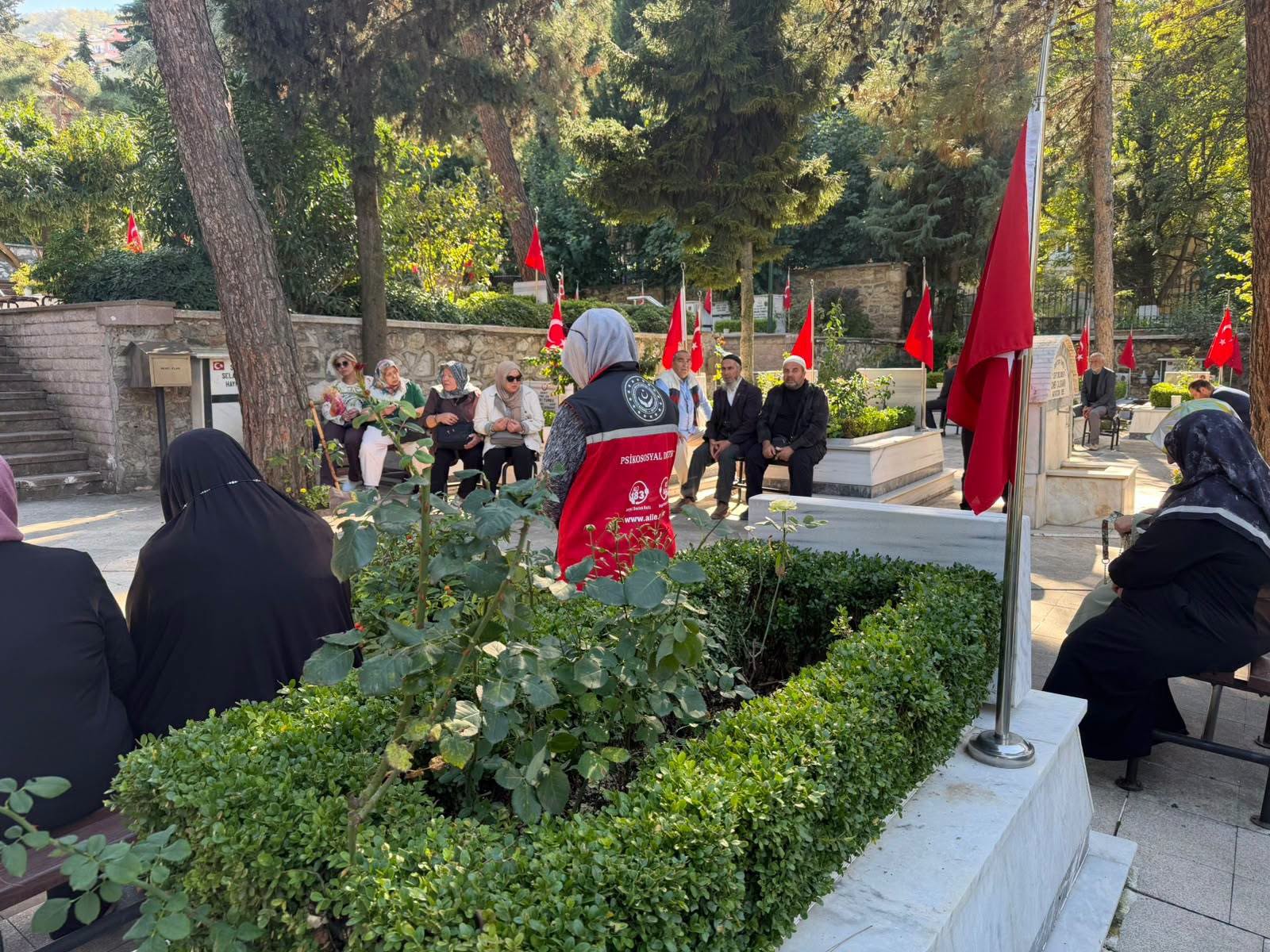 Sosyal Hizmet ve Yardim Calismalarinda Is Birligi Degerlendirildi