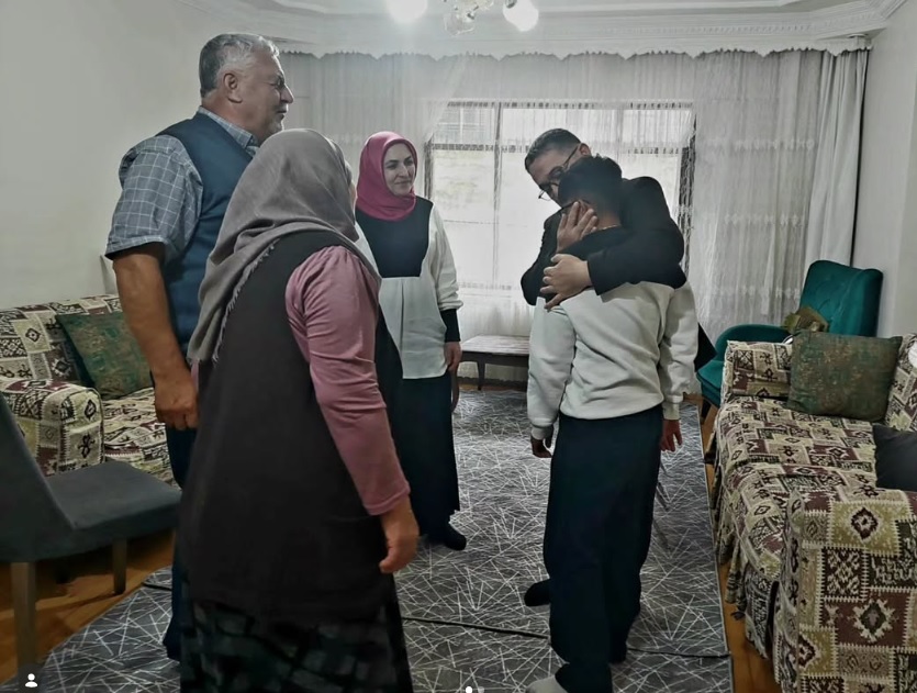 İl Müdürümüz Adem YÜCEL’den Koruyucu Aile Ziyareti