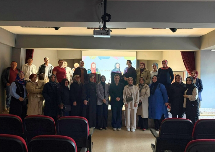 “Okul Ve Aile Hayatı” Konulu Eğitim Gerçekleştirildi.