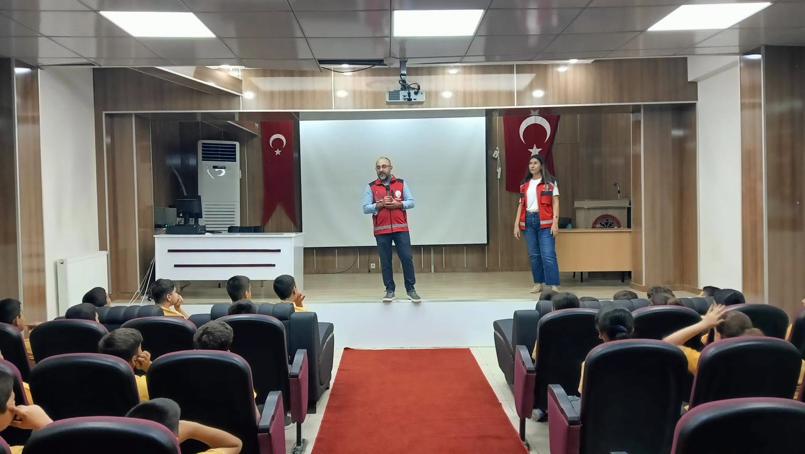 “Okul ve Aile” Modülü Kapsamında Aile Eğitimleri Gerçekleştiriyoruz
