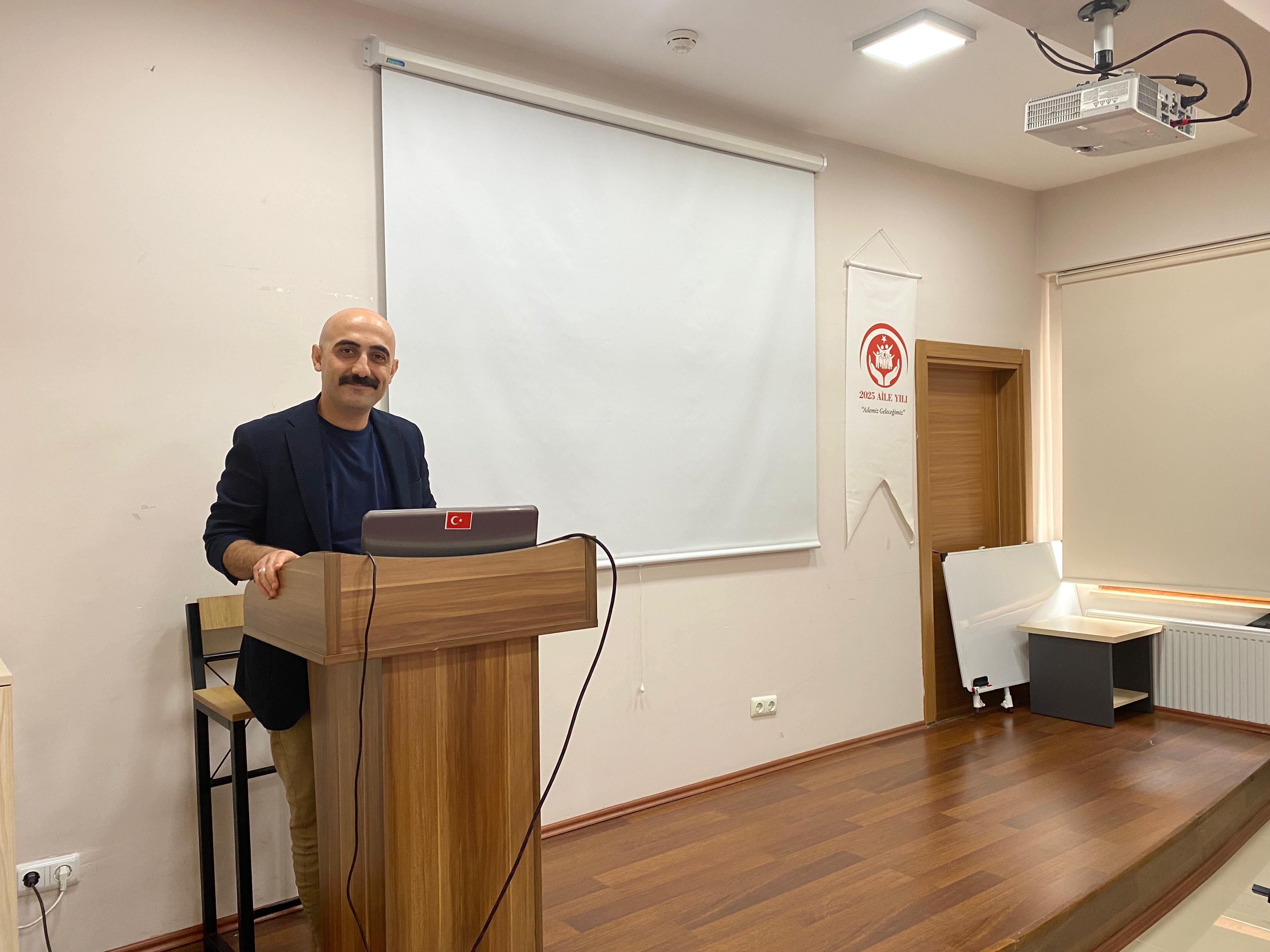 Bakım Personeline Beden ve Ruh Sağlığının Korunması Eğitimi
