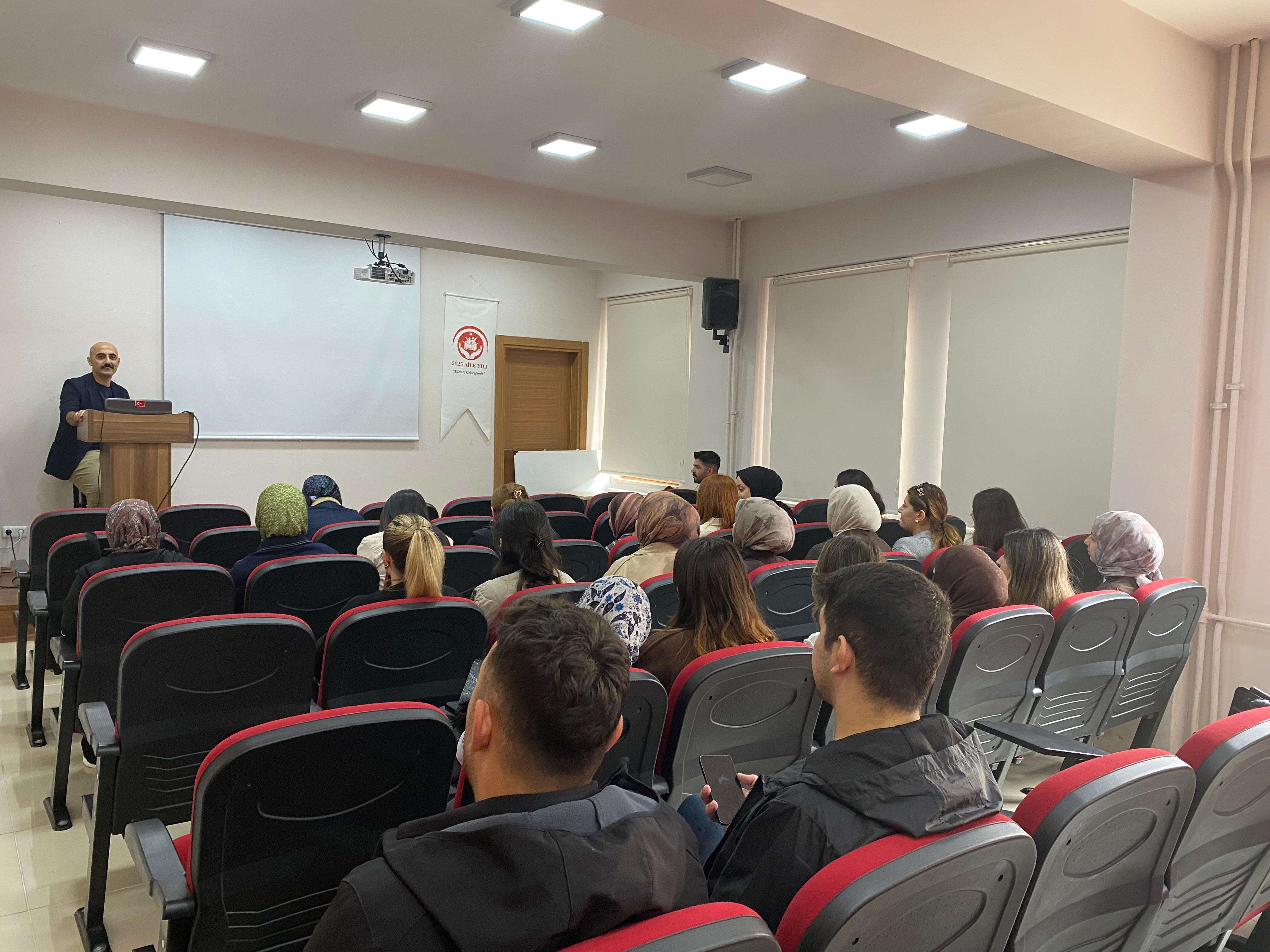 Bakım Rehabilitasyon ve Aile Danışma Merkezi Personeline Mevzuat ve İşleyiş Eğitimi