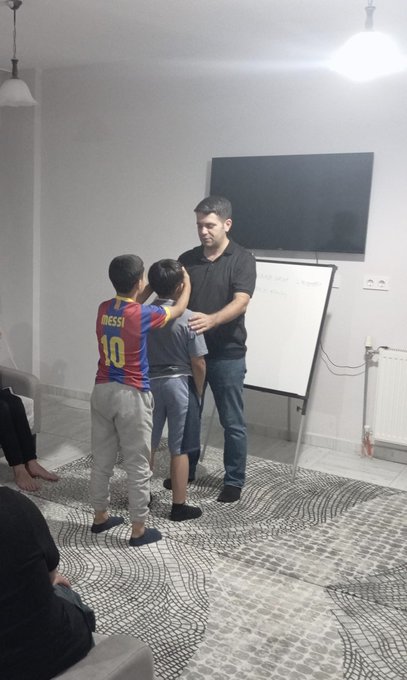 *ANKA GRUP ÇALIŞMALARI 1 KİTABI *BEN KİMİM** konusu çalışması yapılmıştır.    