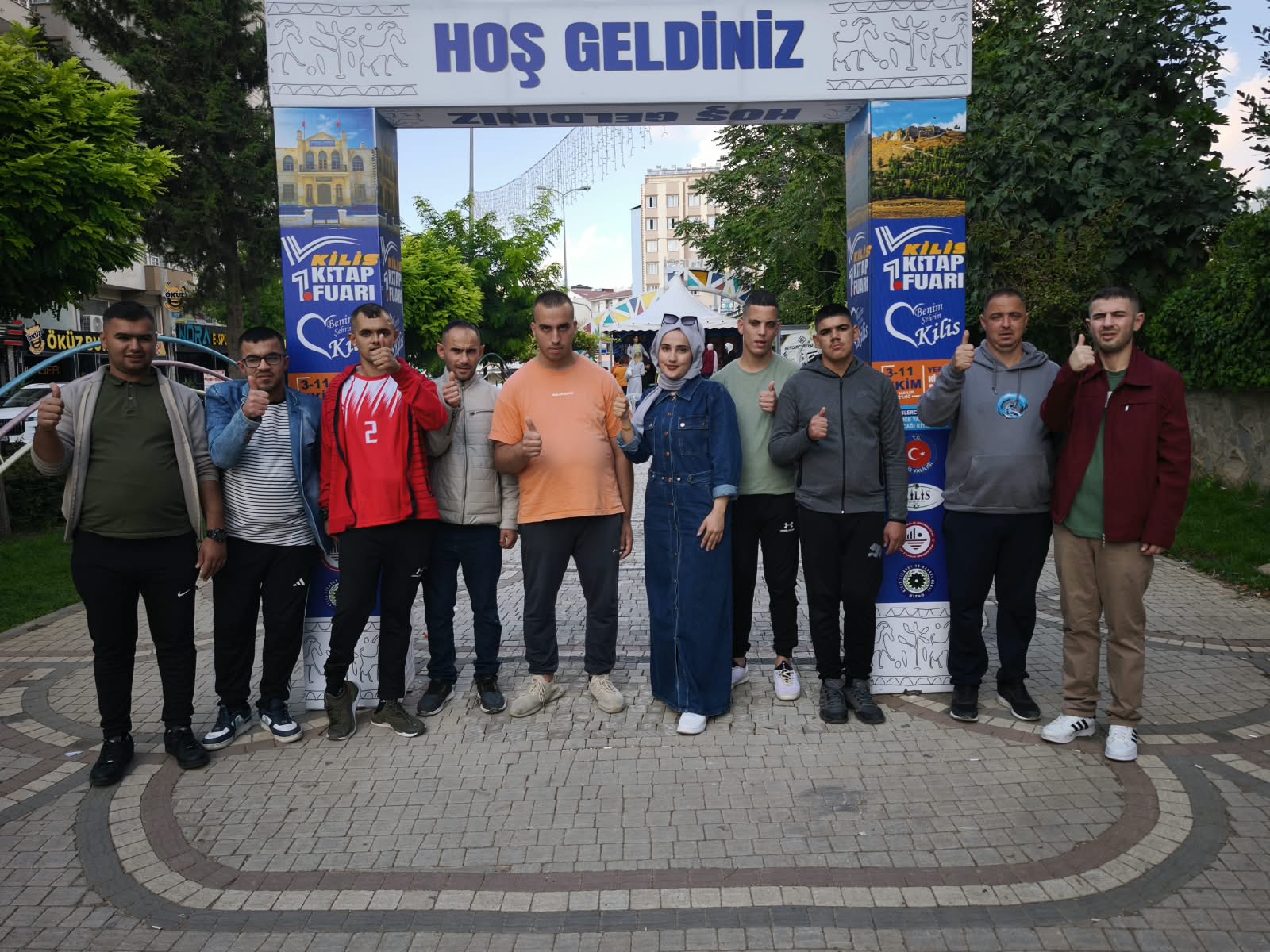 Engelsiz Yaşam Merkezi Bireylerimizle Kitap Fuarı Ziyareti Gerçekleştirildi