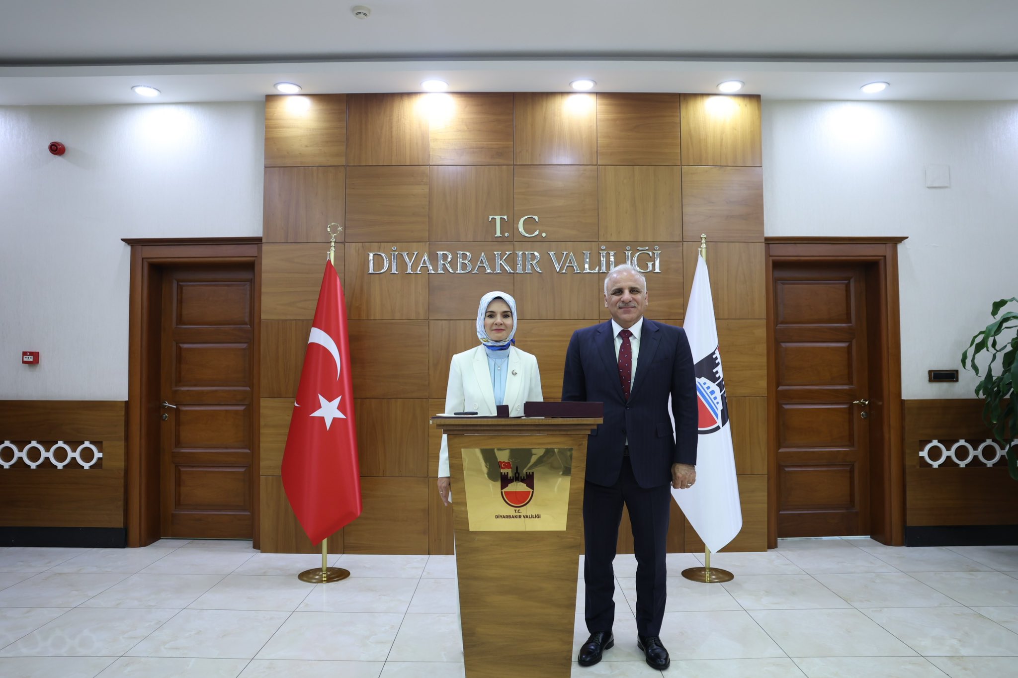 Sayın Bakanımız Mahinur Özdemir Göktaş’ın Diyarbakır Valiliğimizi Ziyareti