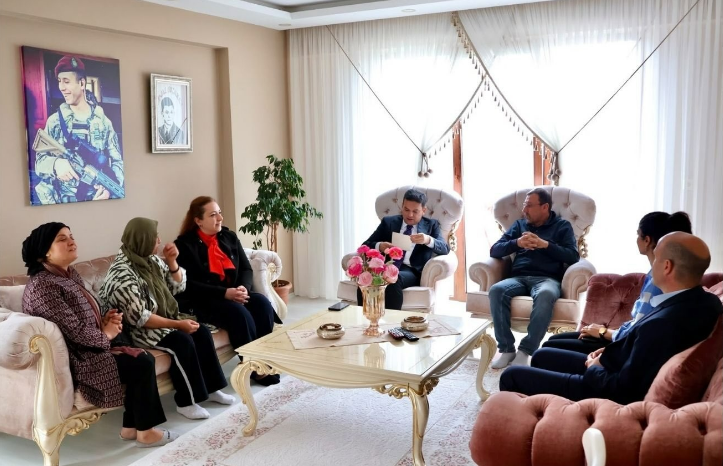 Şehidimiz Asım Bayraktar’ın Kıymetli Ailesi Hanelerinde Ziyaret Edildi. 