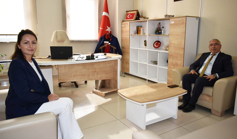 17 İlçede, 11 Sosyal Hizmet Merkezimizle Sahadayız