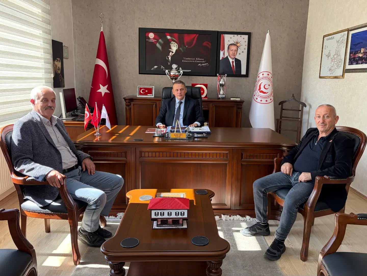 Muhtarlardan İl Müdürümüz Sayın Sami Çift’e Ziyaret