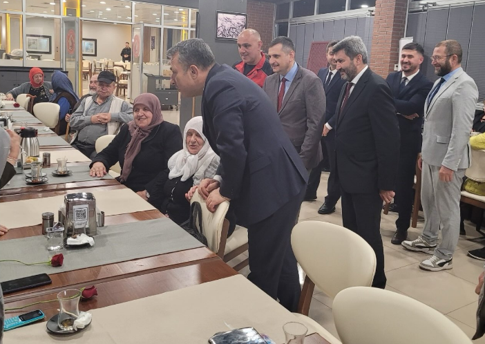 Sayın Valimiz Tahir Şahin Tarafından Düzenlenen Yemek Davetine İştirak Edildi.