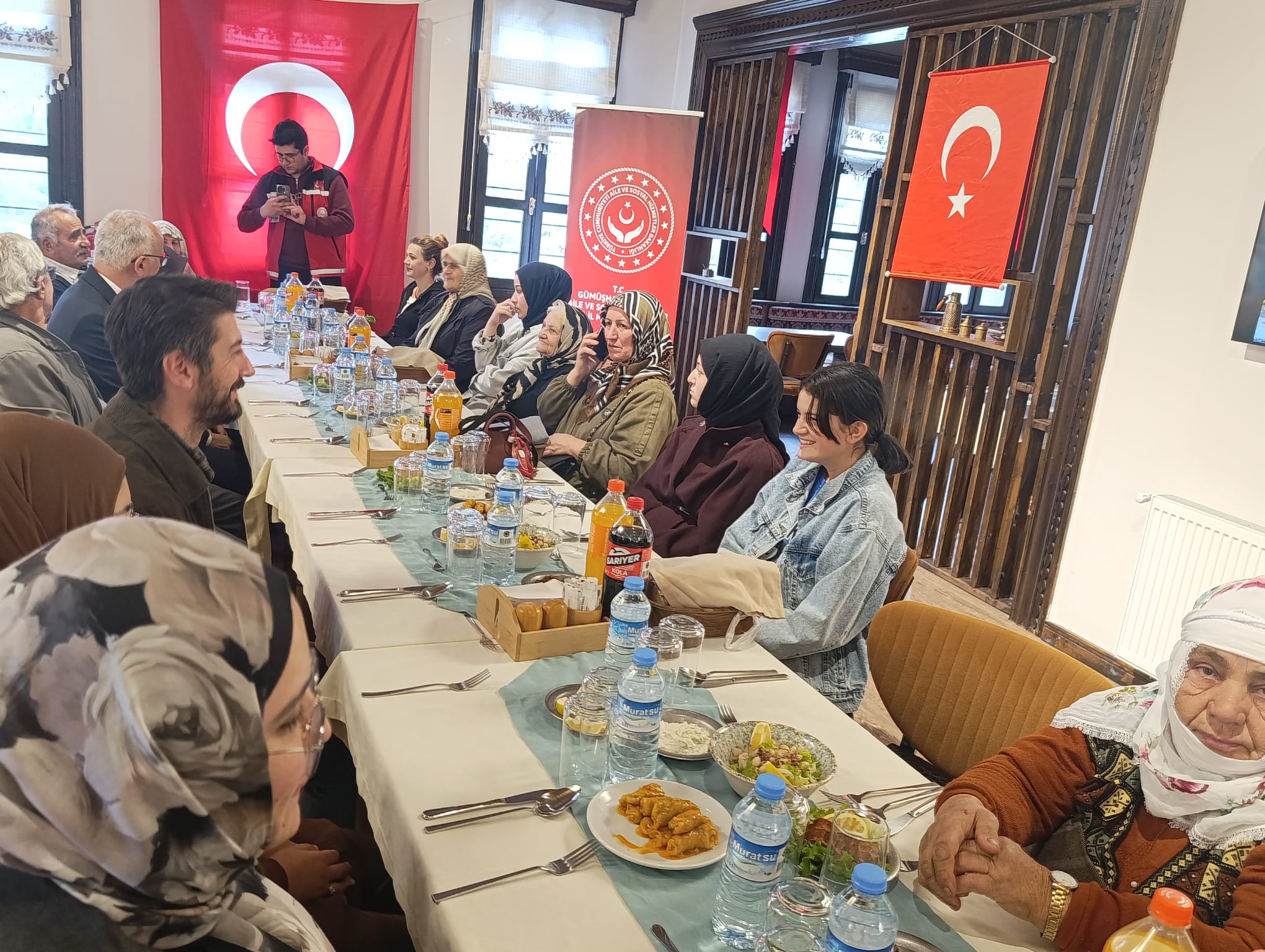 “Nesiller Buluşuyor” Etkinliğinde Şehit ve Gazi Aileleri ile Gençler Bir Araya Geldi