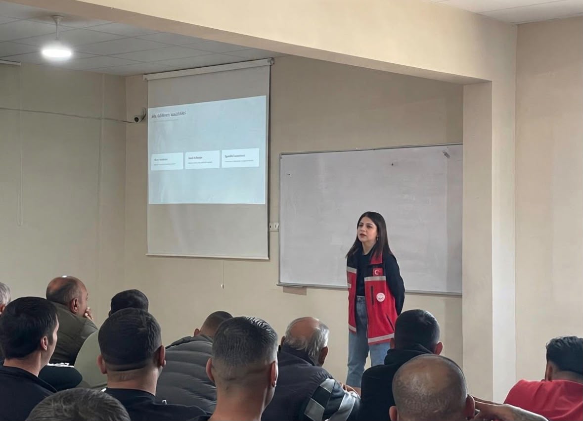 Emirdağ Açık Cezaevinde Evlilik ve Aile Hayatı Semineri
