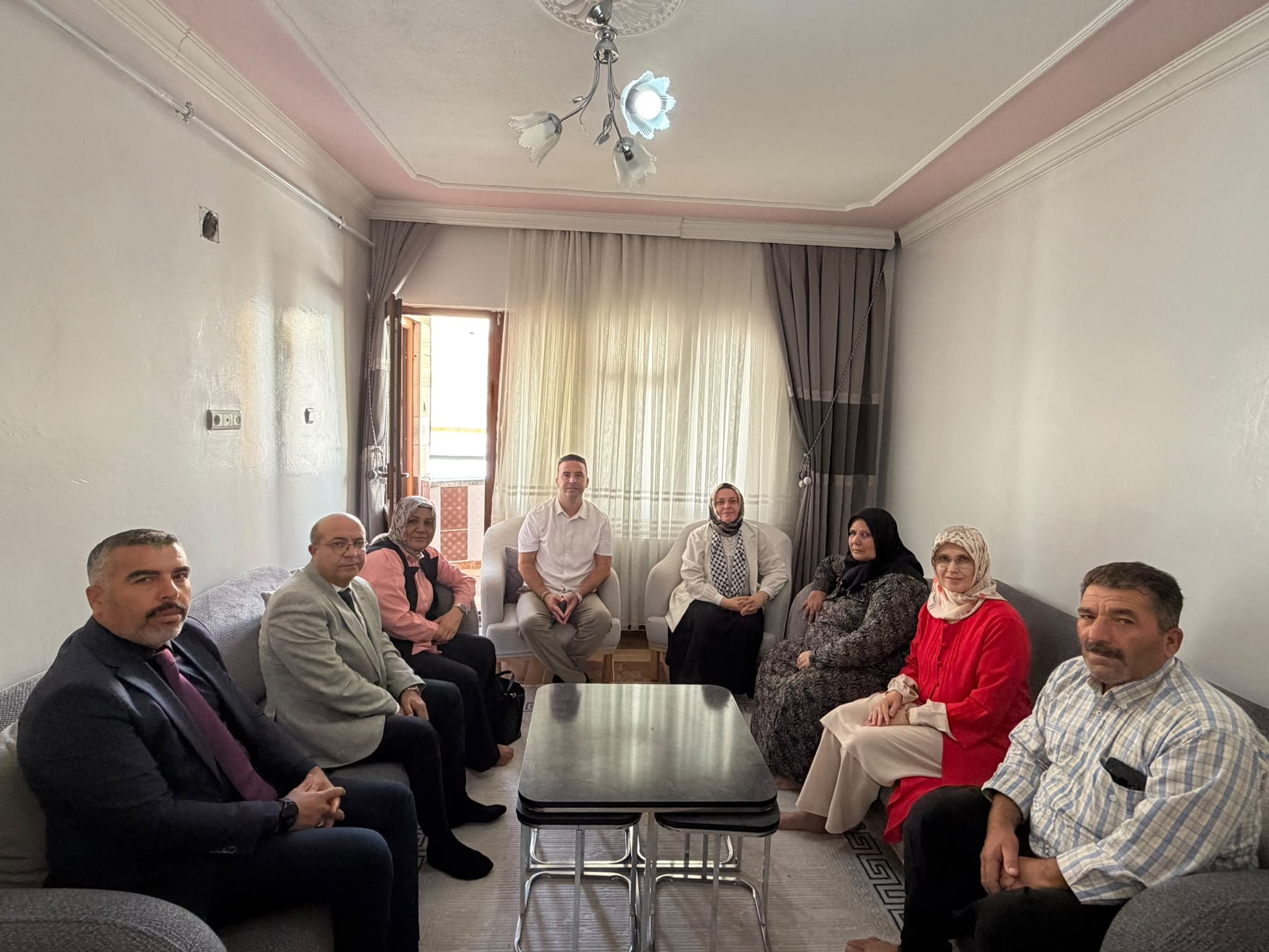 Aziz Şehitlerimizin Kıymetli Emanetleriyle Gönülden Gönüle