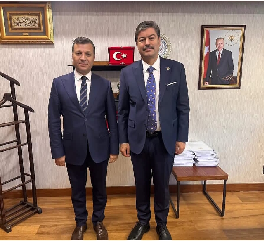 İl Müdürümüz Abdurrahman Bilgiç, Kırşehir Milletvekilimiz Sayın Necmettin Erkan’ı Gazi Meclisimizde ziyaret etti.