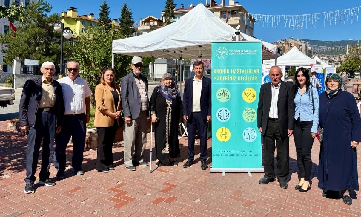  Halk Sağlığı Haftasında Büyüklerimizden Sağlıklı Yaşama Destek