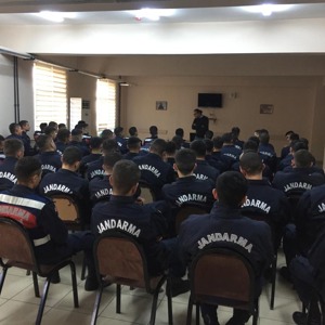 Tarsus SHM Evlilik Öncesi Eğitim ve Kadına Yönelik Şiddetin Önlenmesine Dair Eğitim Düzenledi  - fotoğraf 3