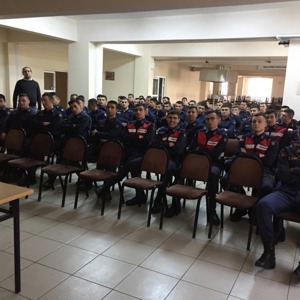 Tarsus SHM Evlilik Öncesi Eğitim ve Kadına Yönelik Şiddetin Önlenmesine Dair Eğitim Düzenledi  - fotoğraf 1