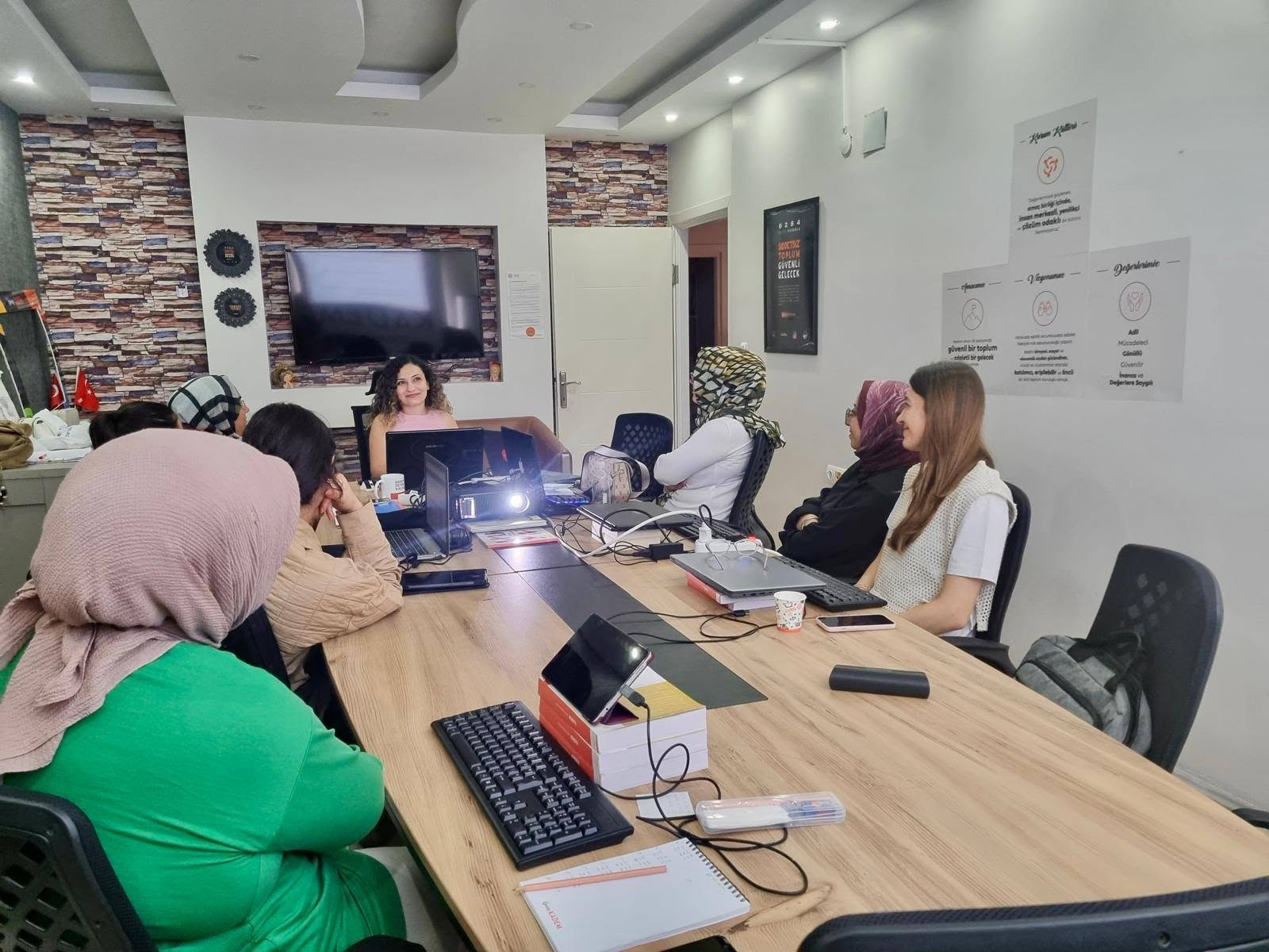 KADEM Kursiyerlerine Yönelik Aile Eğitim Programı Kapsamında Eğitimler Gerçekleştirildi