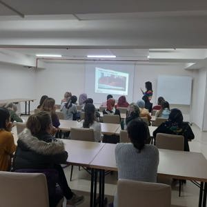 Bağımlılıkla Mücadele Eğitimleri Yüksek Öğrenim Yurtlarında Devam Ediyor - fotoğraf 1
