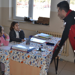 Depremden etkilenen öğrencilere psikososyal etkinliği düzenlendi - fotoğraf 2