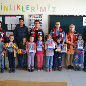 Depremden etkilenen öğrencilere psikososyal etkinliği düzenlendi - fotoğraf 4