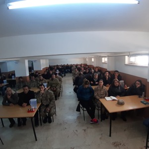Şerif Onat SHM ‘den İl Jandarma Personeline  “Madde Bağımlılığı İle Mücadele, Aile-Medya ve İnternet Semineri - fotoğraf 1