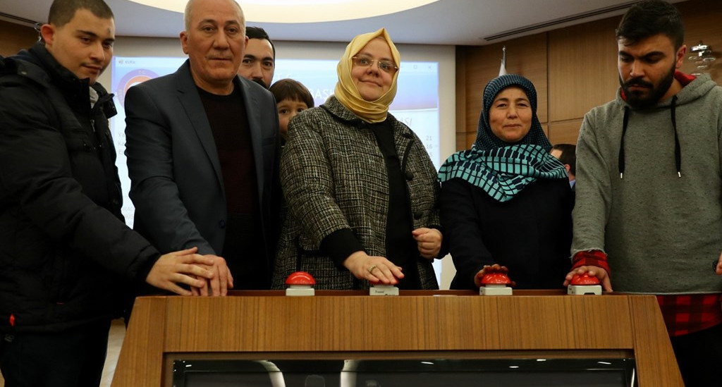 Bakan Selçuk: “208 Şehit Yakını, Gazi ve Gazi Yakınımızın Atama Kurası Gerçekleştirildi”