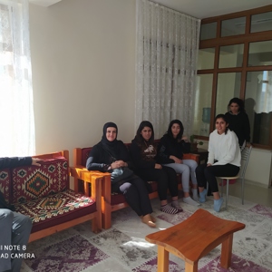 Küçük Yüreklerde Hüzünleri Paylaşmak - fotoğraf 2