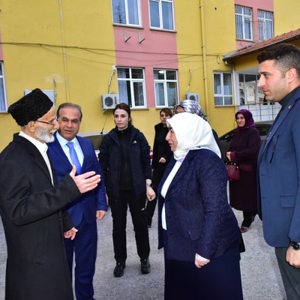 Semiha Yıldırım, Huzurevi sakinlerini ziyaret etti - fotoğraf 6