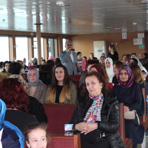 8 Mart Dünya Kadınlar Günü’nde Kadınlarımızla Birlikte  “Tekne Turu” Düzenlenmiştir. - fotoğraf 3
