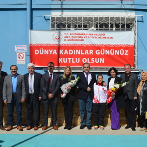 8 Mart Dünya Kadınlar Günü nedeniyle İlimizde çeşitli etkinlikler düzenlendi. - fotoğraf 9