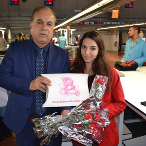Vali Aydın Baruş, İl Müdürümüz Rasim Bulut ile birlikte Çalışan Kadınların Dünya Kadınlar Gününü Kutladı - fotoğraf 8