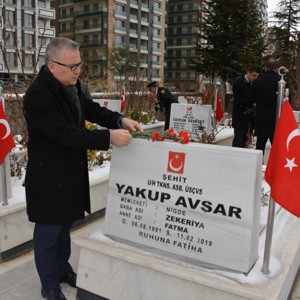 Çanakkale Şehitleri, Niğde’de Düzenlenen Törenle Anıldı. - fotoğraf 3