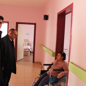 İl Müdürümüz H.Haluk AKKOYUNLU,Dezenfekte Çalışmalarını Yerine Takip Ederek,Sağlık Personelini Bilgilendirdi - fotoğraf 6