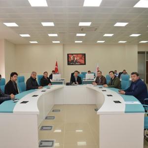 İl Müdürümüz Adem SOYLU 65 Yaş Ve Üstü İle Kronik Rahatsızlığı Olanlara“Sokağa Çıkma Yasağı” Genelgesi Kapsamında Düzenlenen Koordinasyon Toplantısına Katıldı - fotoğraf 1