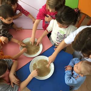 Çocuk Bakım Kuruluşlarında Kalan Çocuklarımız Kaliteli Zaman Geçiriyorlar - fotoğraf 2