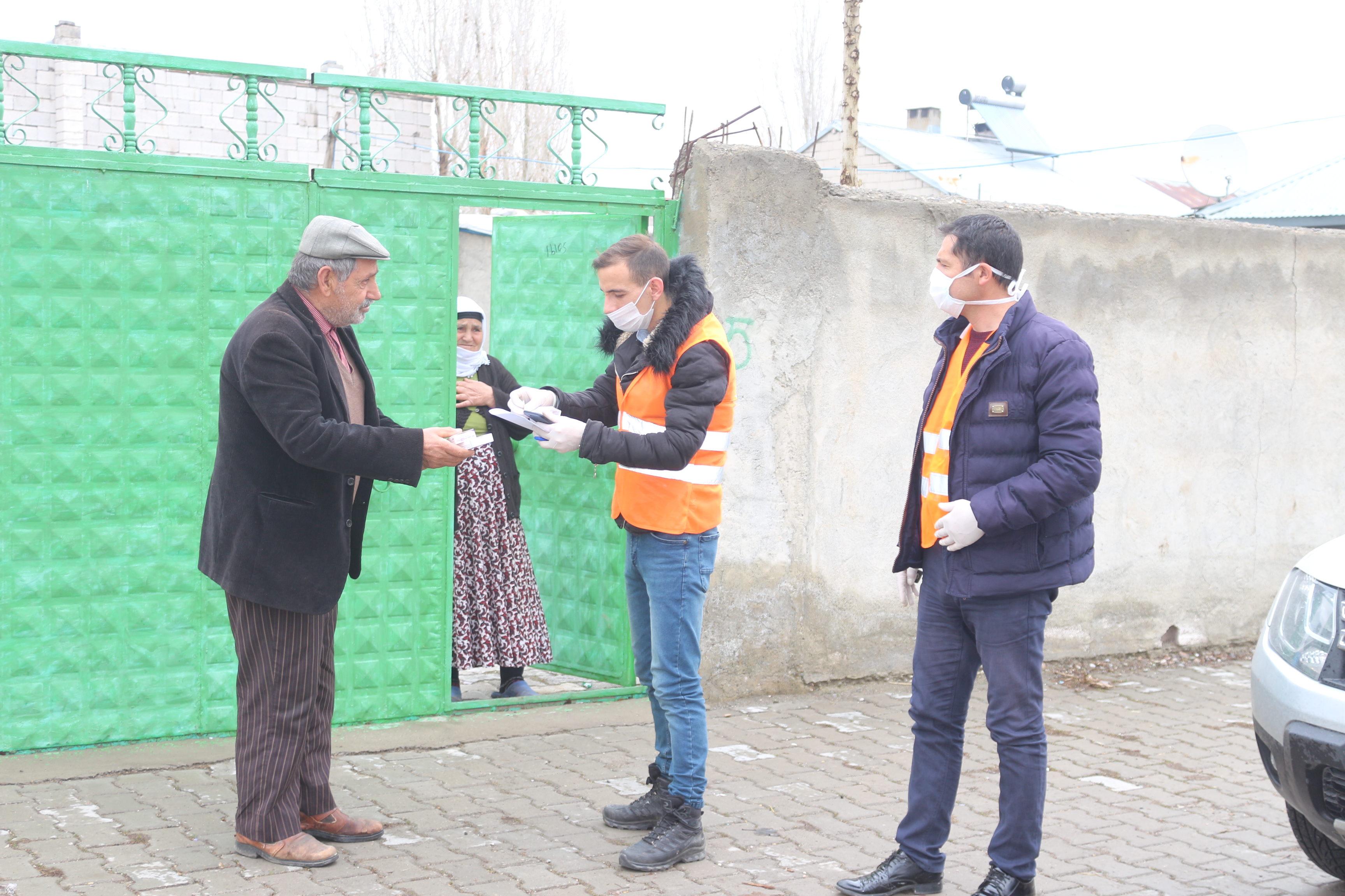 Ağrı Valiliği Vefa Sosyal Destek Grubu Vatandaşlarımızın Yanında