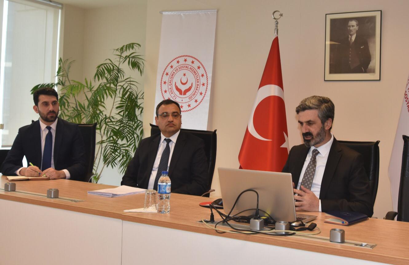 Alanda Çalışanlar İçin Uzaktan Eğitimi Yapıldı 