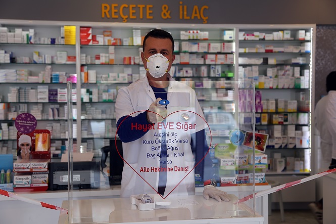 Bakan Selçuk: “Eczanelerimizle İlaç Teminine İlişkin İmzaladığımız Protokolümüzün Süresini Uzattık”