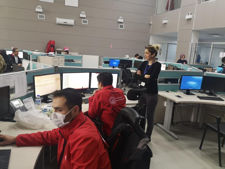 ÇAĞRI MERKEZİ İLE HALKIMIZA HİZMET ETMEYE DEVAM ETMEKTEYİZ