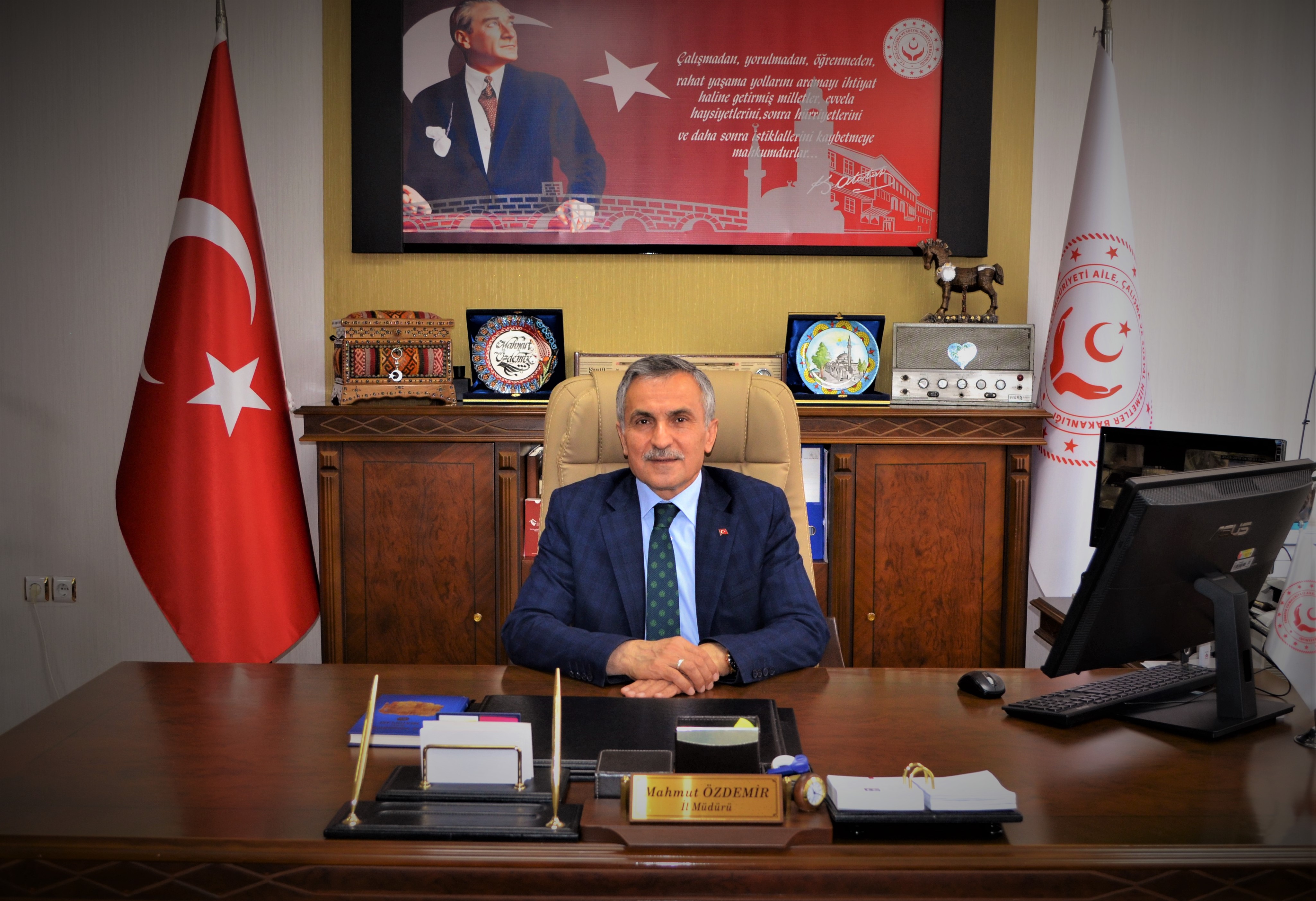 İl Müdürümüz Mahmut ÖZDEMİR'den 23 Nisan Ulusal Egemenlik ve Çocuk Bayramı Mesajı