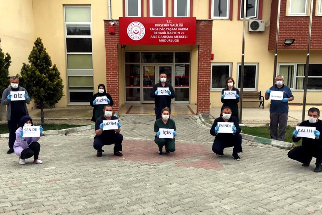 Bakan Selçuk: “Huzurevlerimiz İçin Tedbirleri İçeren İkinci Rehberimizi Yayınladık"