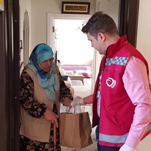 Bakanımız Sayın Zehra Zümrüt SELÇUK, Huzurevi Sakinleriyle Videokonferansla Görüşerek Anneler Gününü Kutladı. - fotoğraf 6