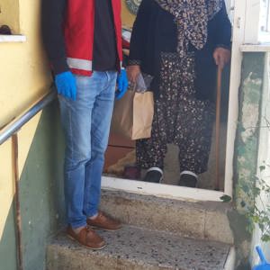 Bakanımız Sayın Zehra Zümrüt SELÇUK, Huzurevi Sakinleriyle Videokonferansla Görüşerek Anneler Gününü Kutladı. - fotoğraf 7