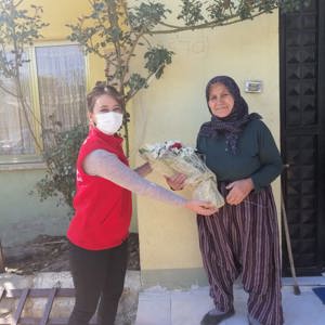 Anneler Gününde Anlamlı Ziyaret - fotoğraf 5