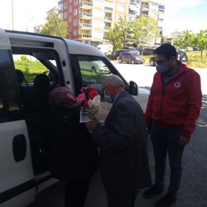 Şehit Yakınlarımız ve Gazilerimiz Bayramda Yalnız Bırakılmadı - fotoğraf 5